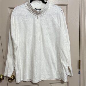 Eddie Bauer White Textured Sweatshirt